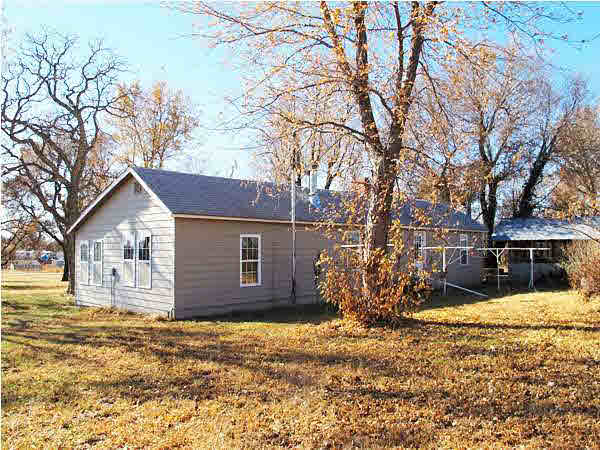 6605 S Avery Rd, Plevna, KS 67568