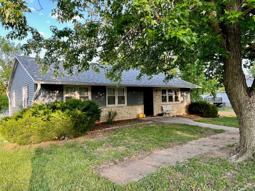 622 N Commercial, Mankato, KS 66956