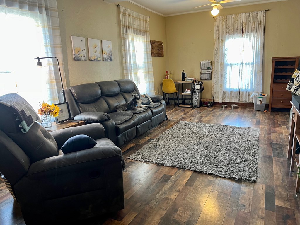 217 W Main, Mankato, KS 66956