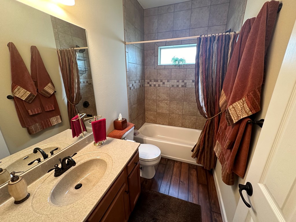 2516 Bellerive Dr, Manhattan, KS 66503