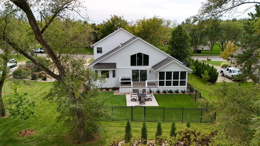 1145 Columbine Cir, Salina, KS 67401
