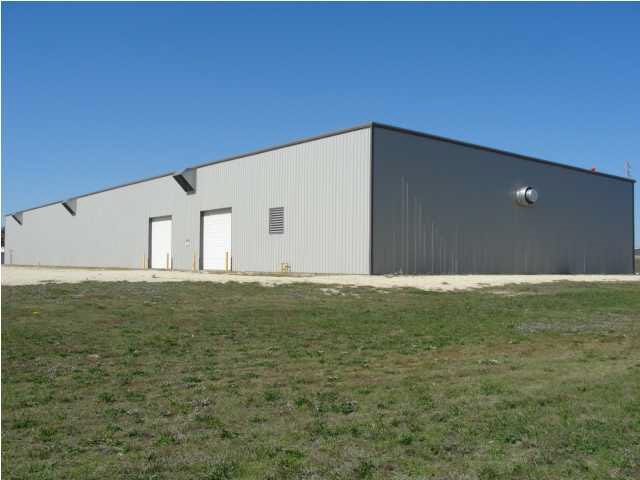 630 N Metcalf Rd, El Dorado, KS 67042