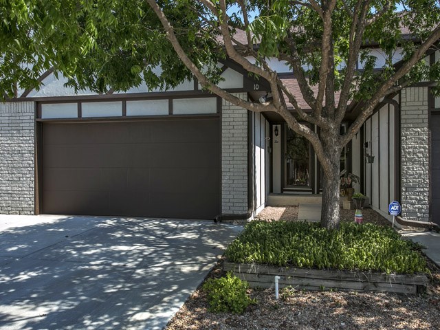 641 N Woodlawn St #10, Wichita, KS 67208-3669