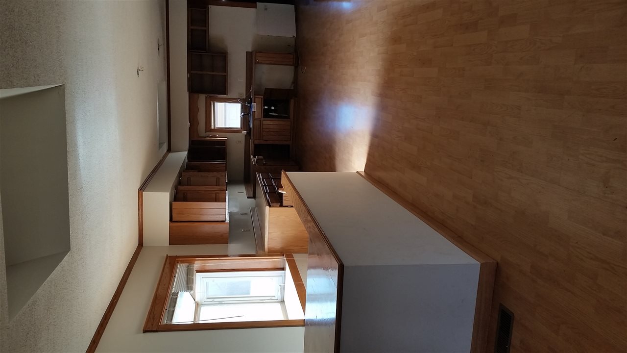 114 S Mulberry St, Galva, KS 67443