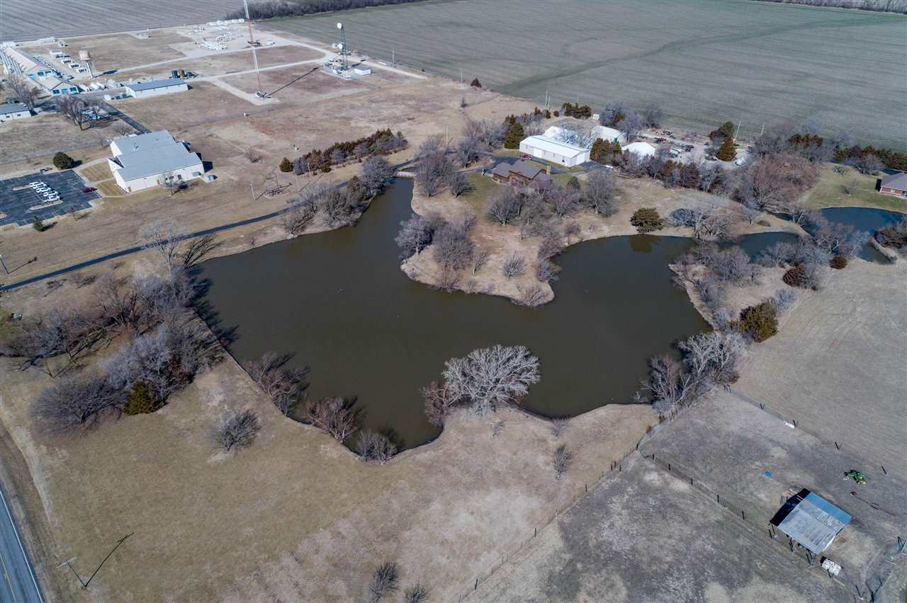 7432 W Dutch Ave, Hesston, KS 67062