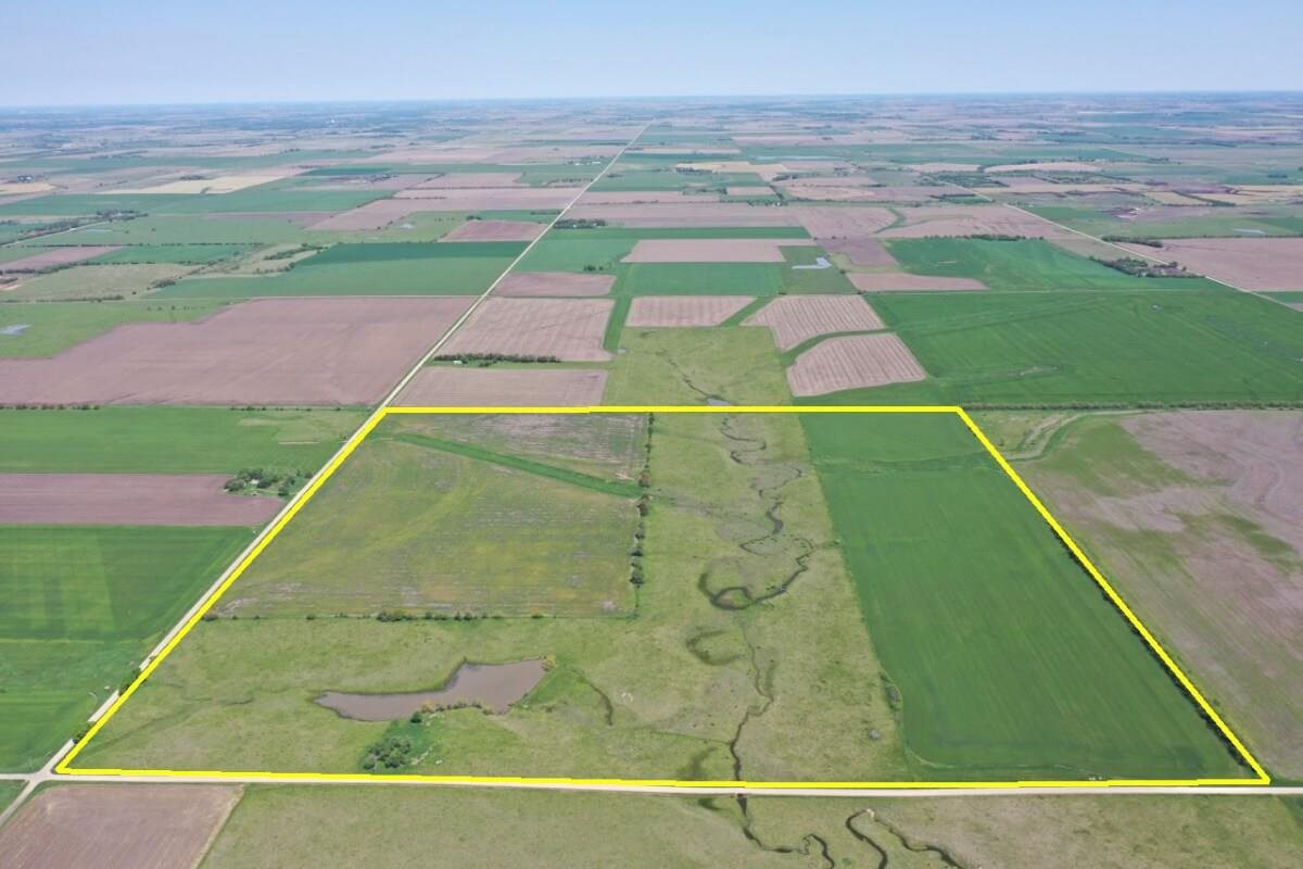 000 Dd Ave, Lincolnville, KS 66858