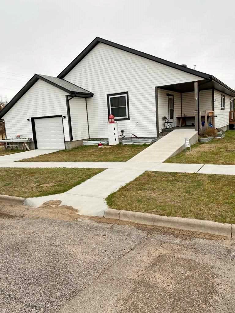 411 E Main St, Coldwater, KS 67029