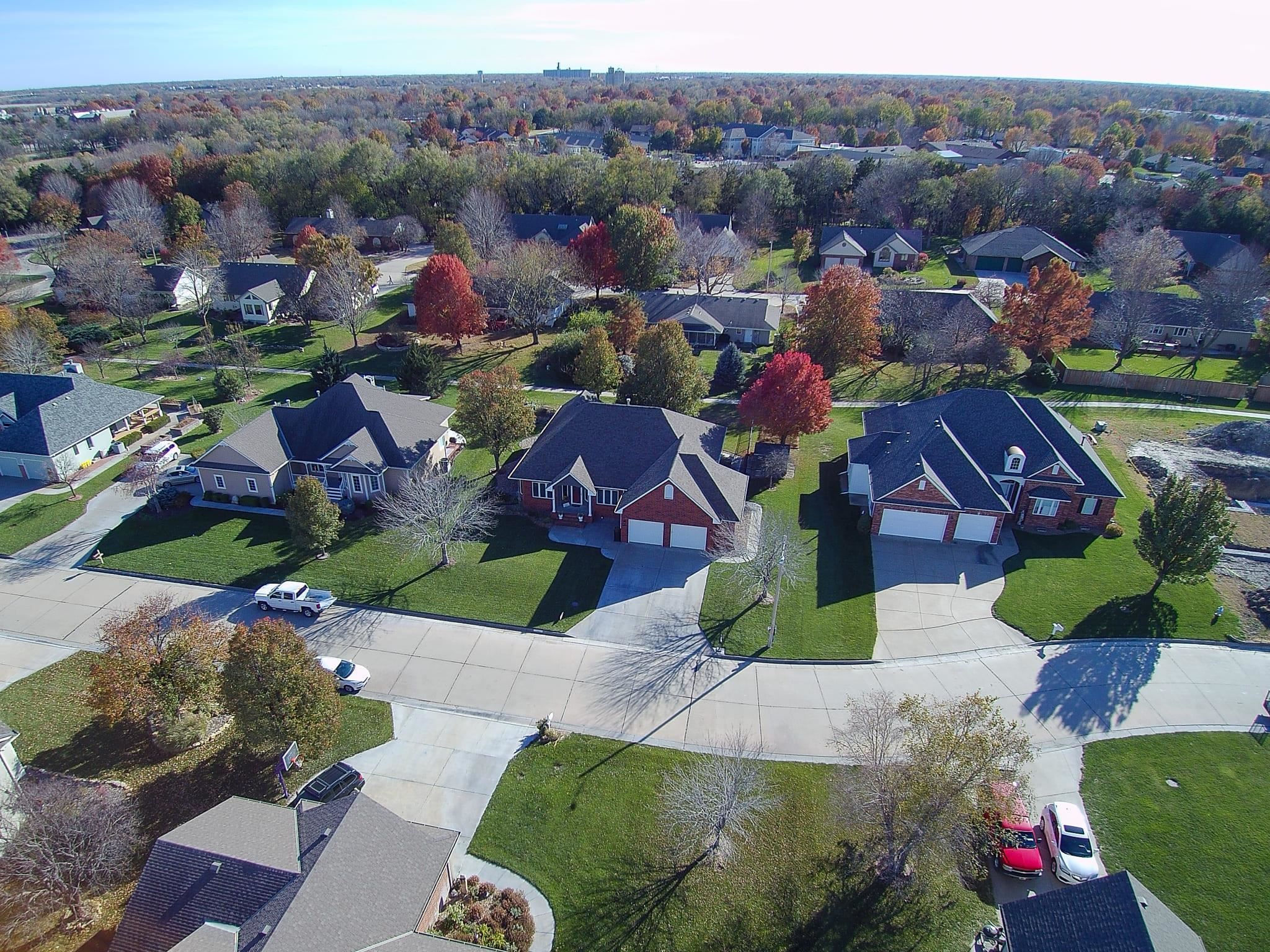 313 Old Colony Ct, North Newton, KS 67117