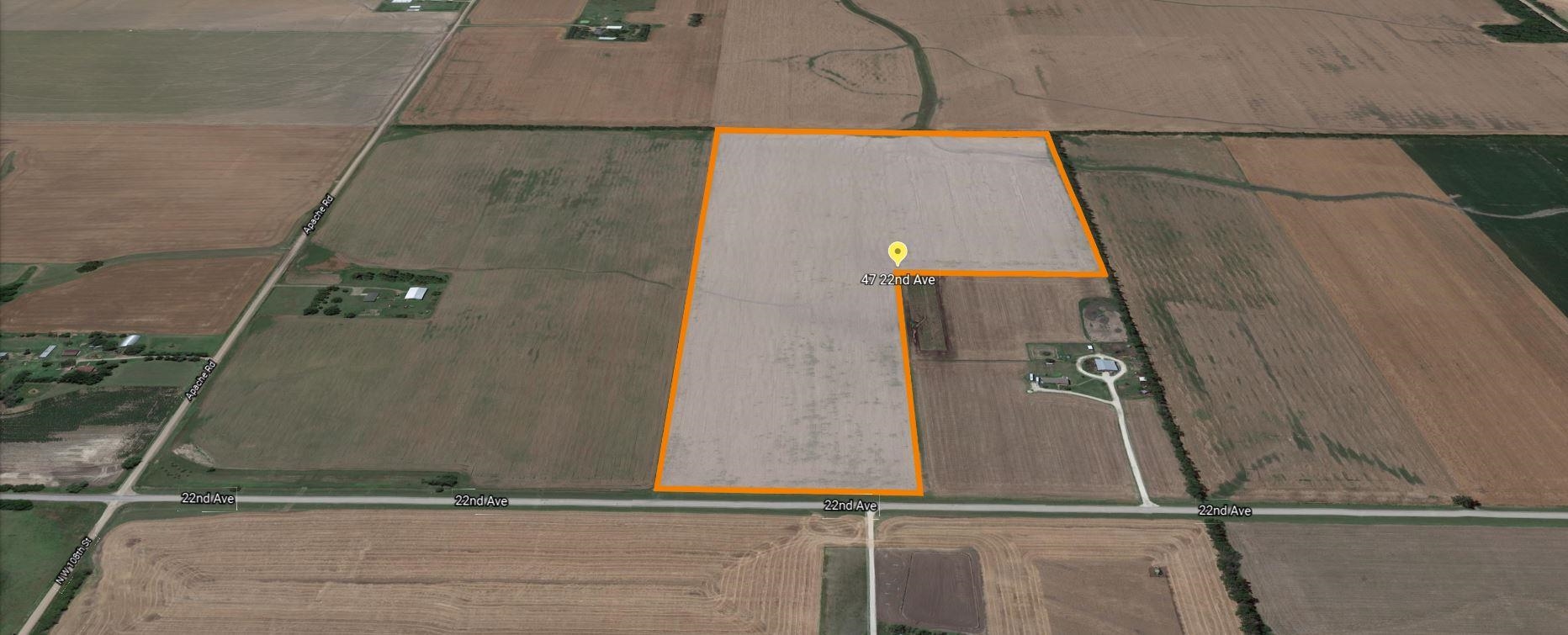 47 22nd Ave, Moundridge, KS 67107