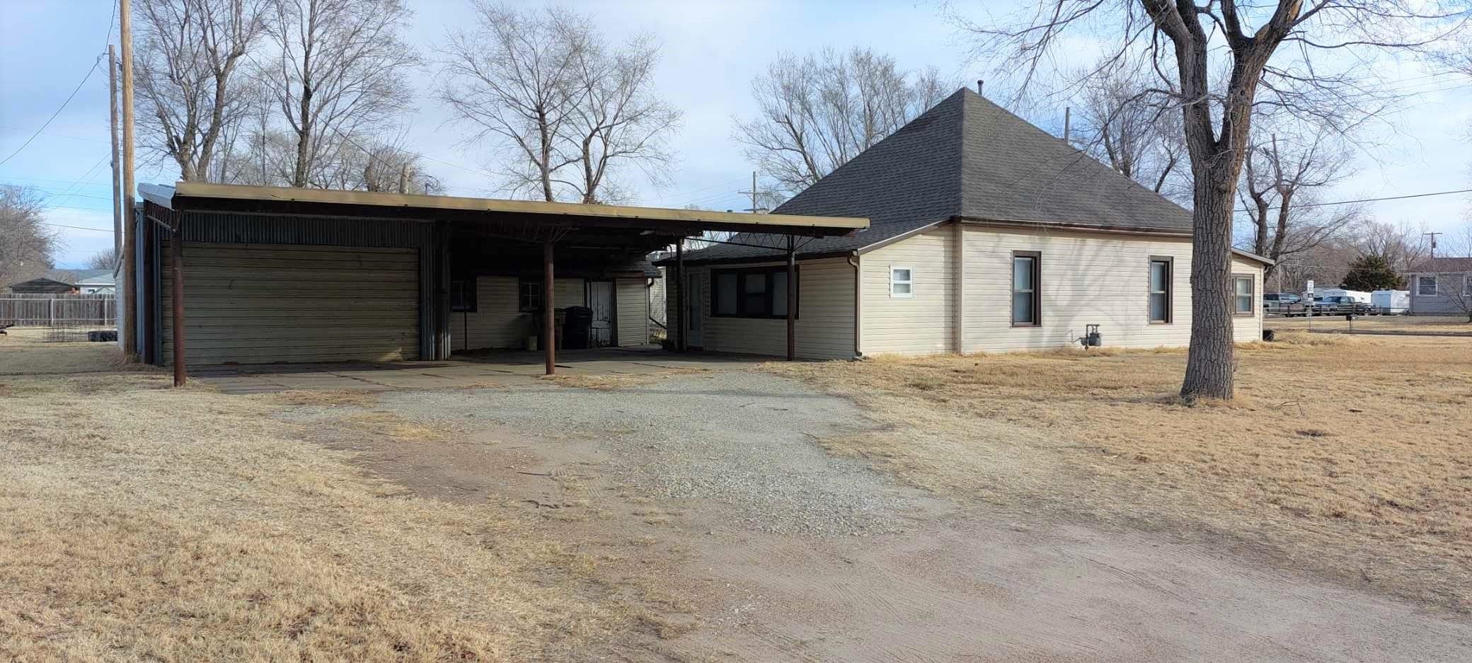 23 S Poplar St, South Hutchinson, KS 67505