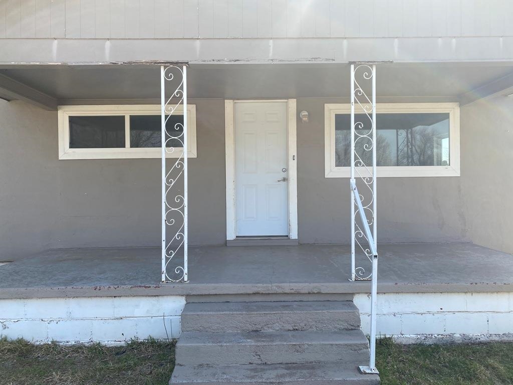 503 Dickinson St, Kiowa, KS 67070