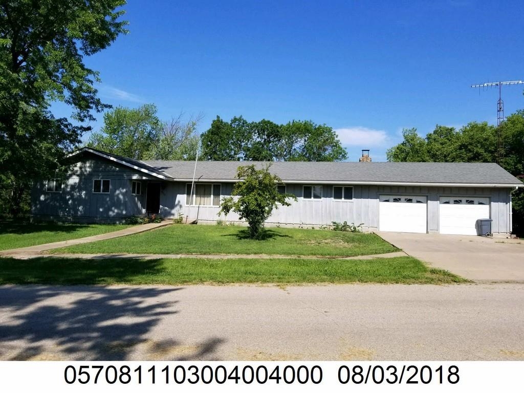 605 Wichita, Lincolnville, KS 66858