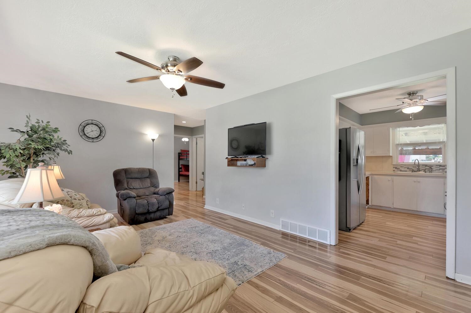 7 Truman Dr, South Hutchinson, KS 67505