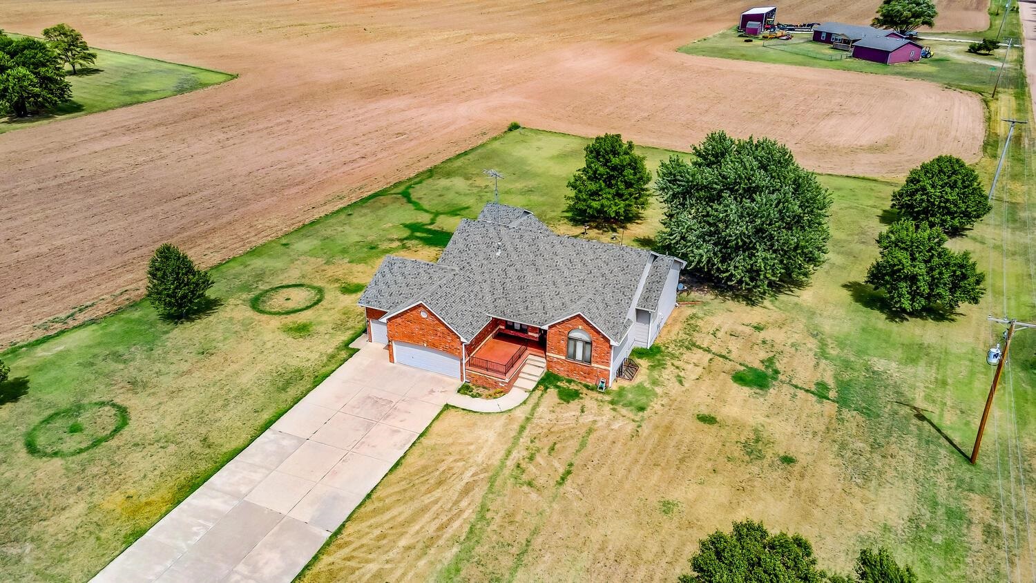 924 Lucky Ln, Argonia, KS 67004