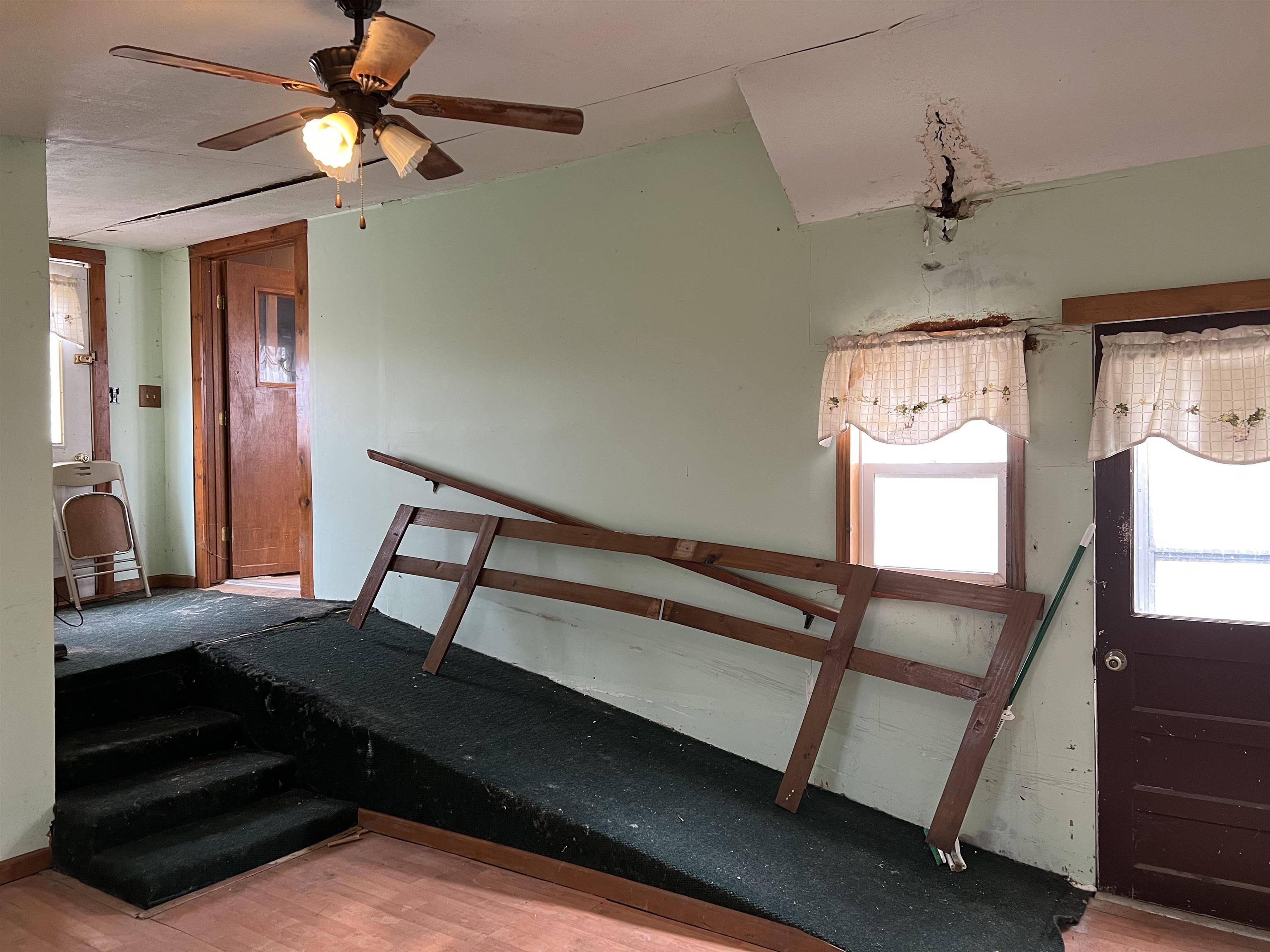 438 W 5th St, Florence, KS 66851