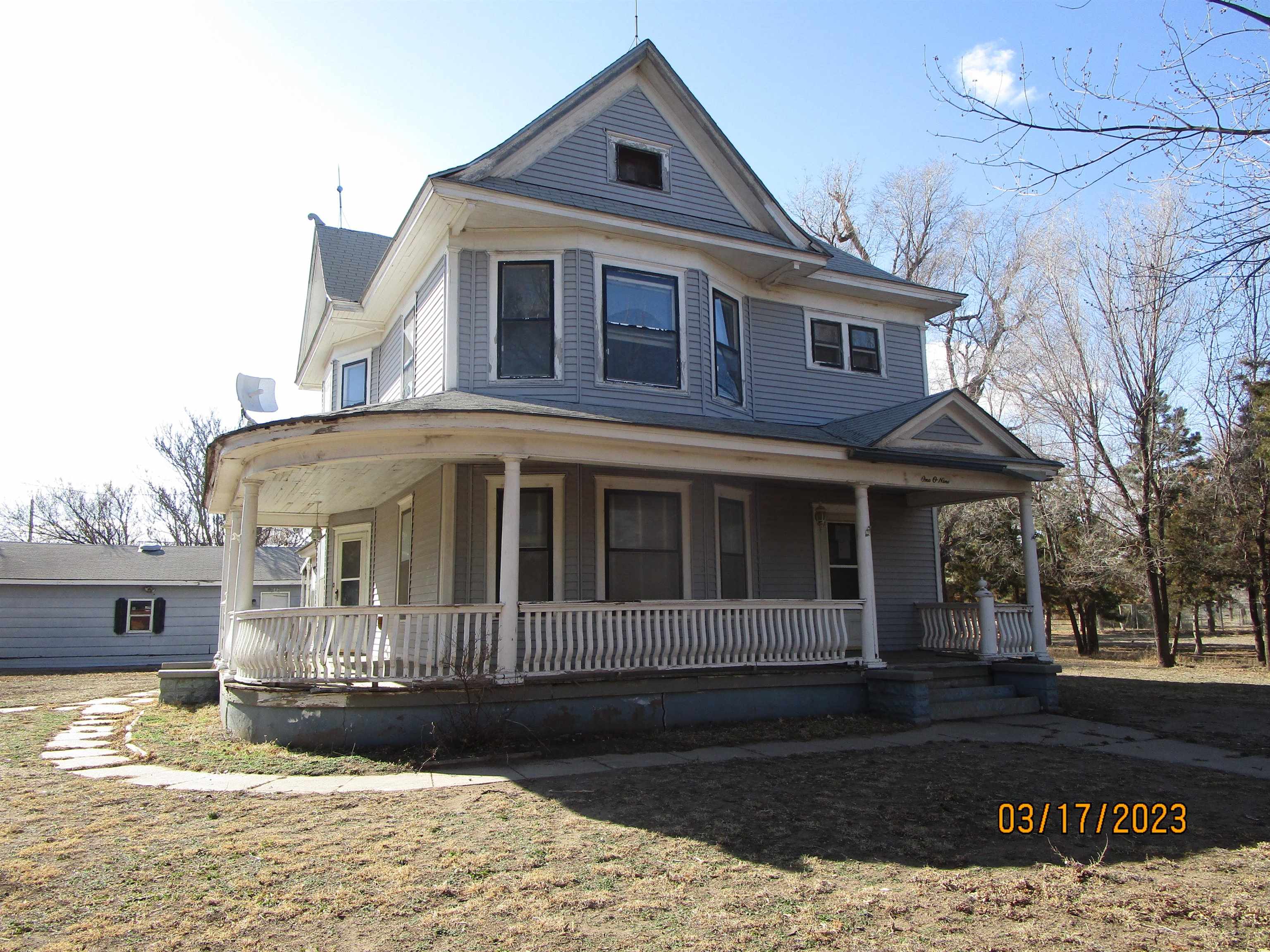 109 S Edwards, Lewis, KS 67552