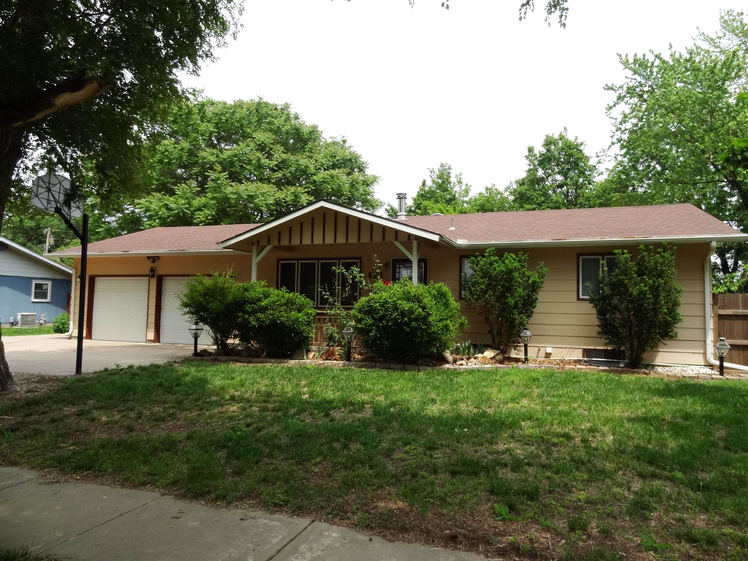 431 S Mcpherson, Galva, KS 67443