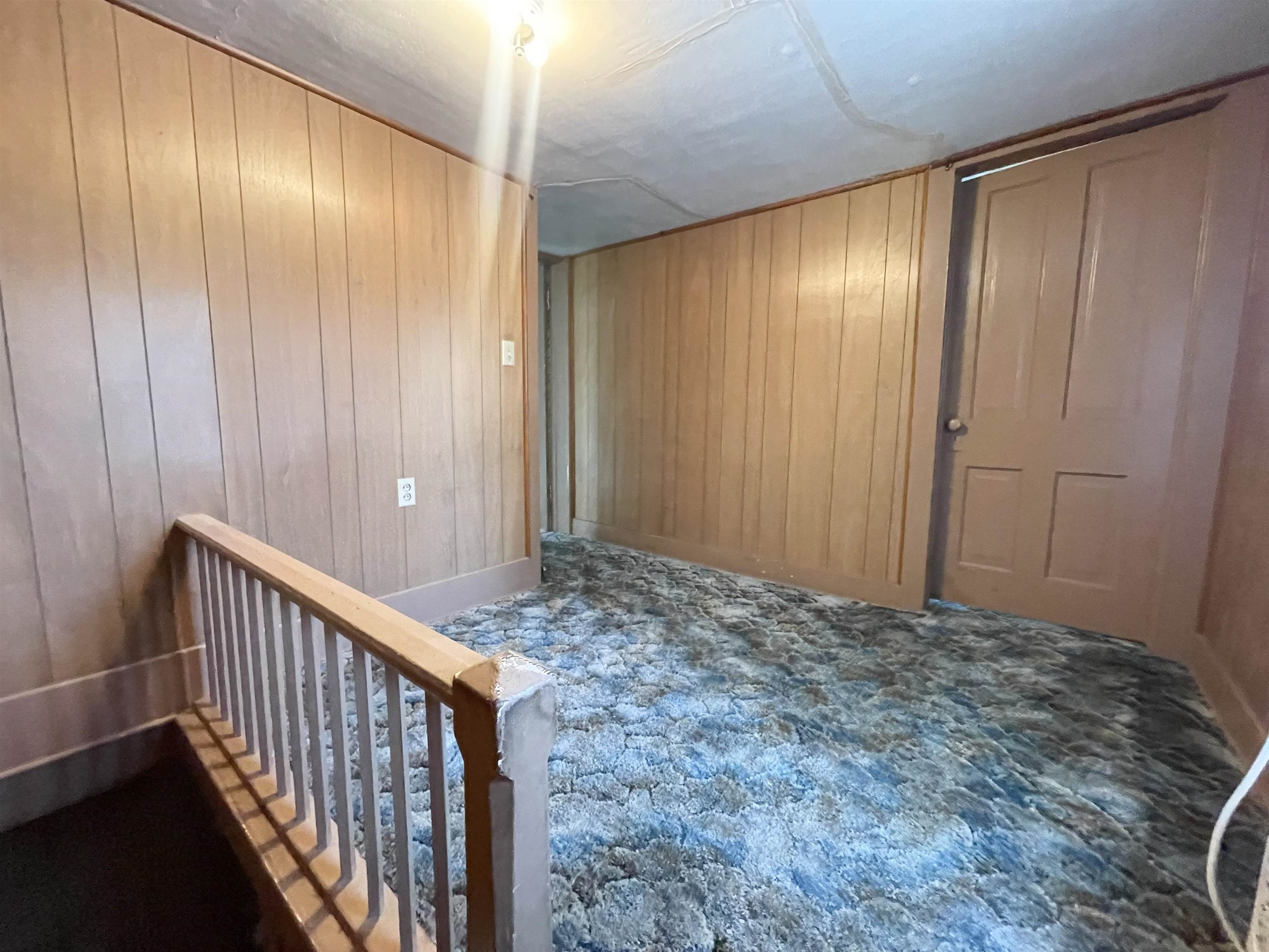 200 E Thornton St, Moundridge, KS 67107