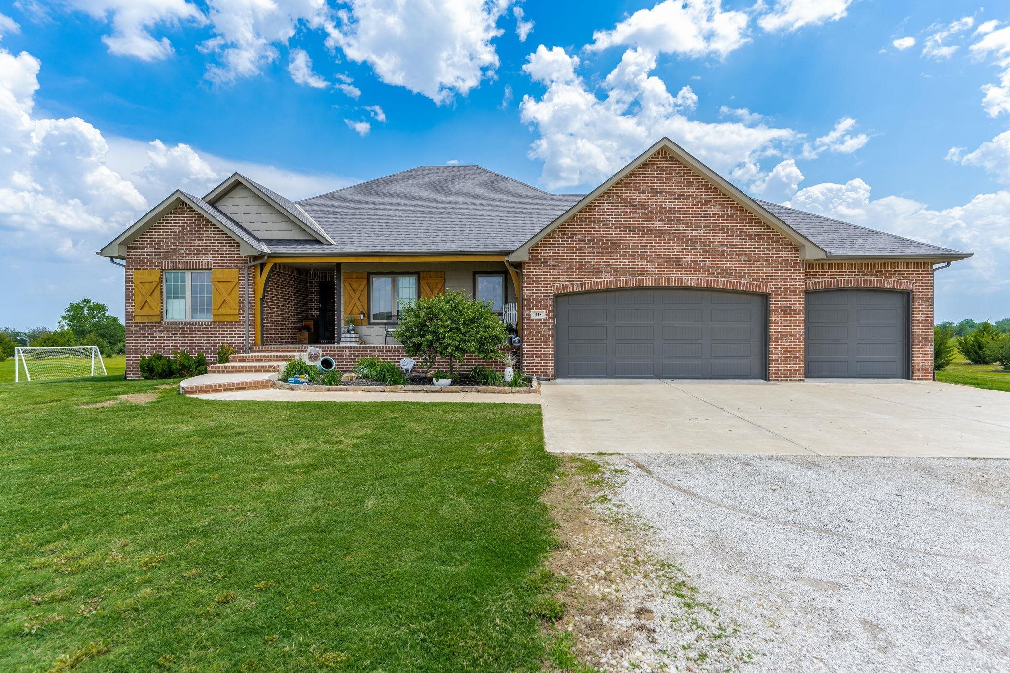 318 N 179th Ct W, Goddard, KS 67052