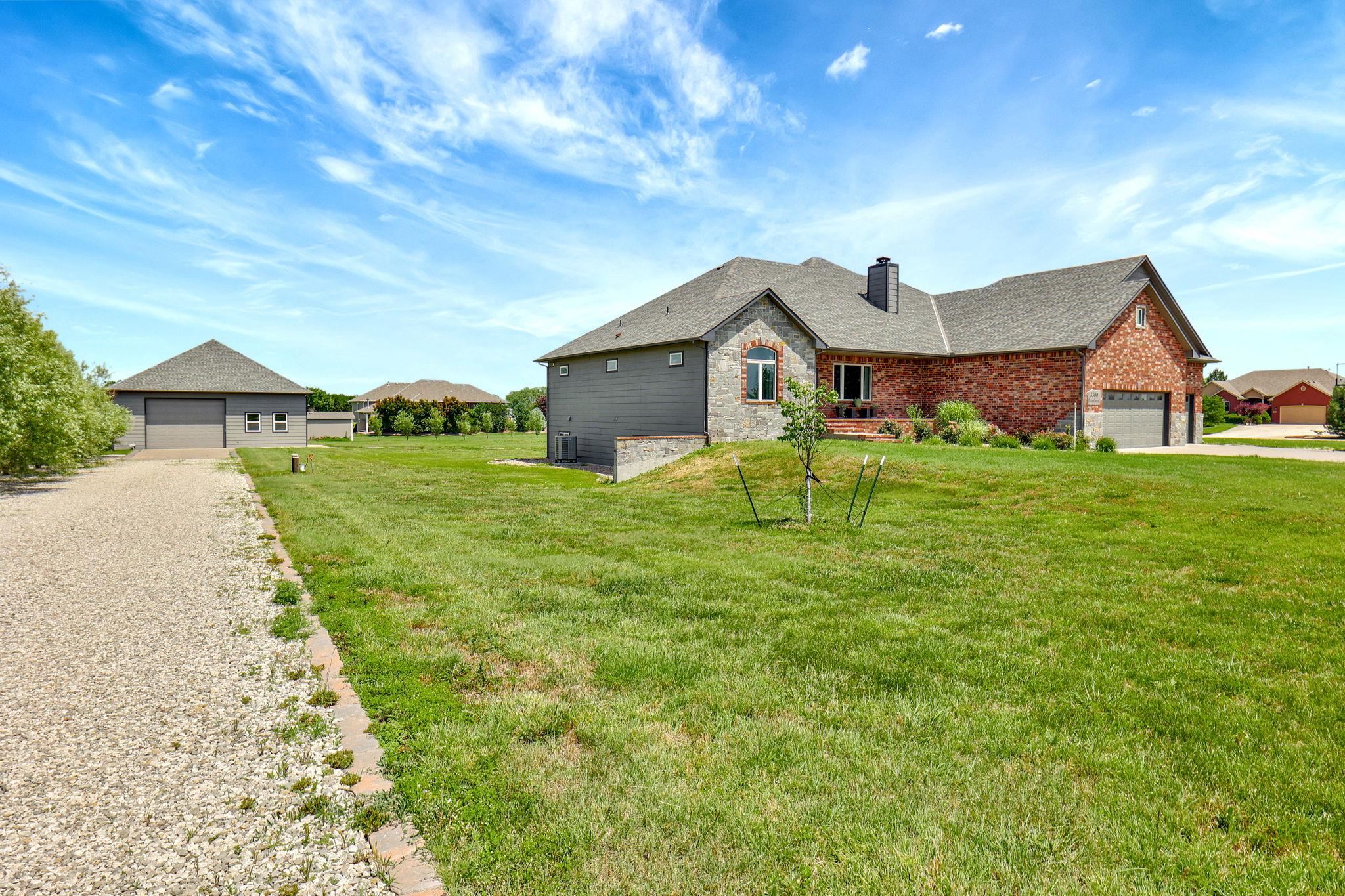 3300 S Deer Creek, Goddard, KS 67052
