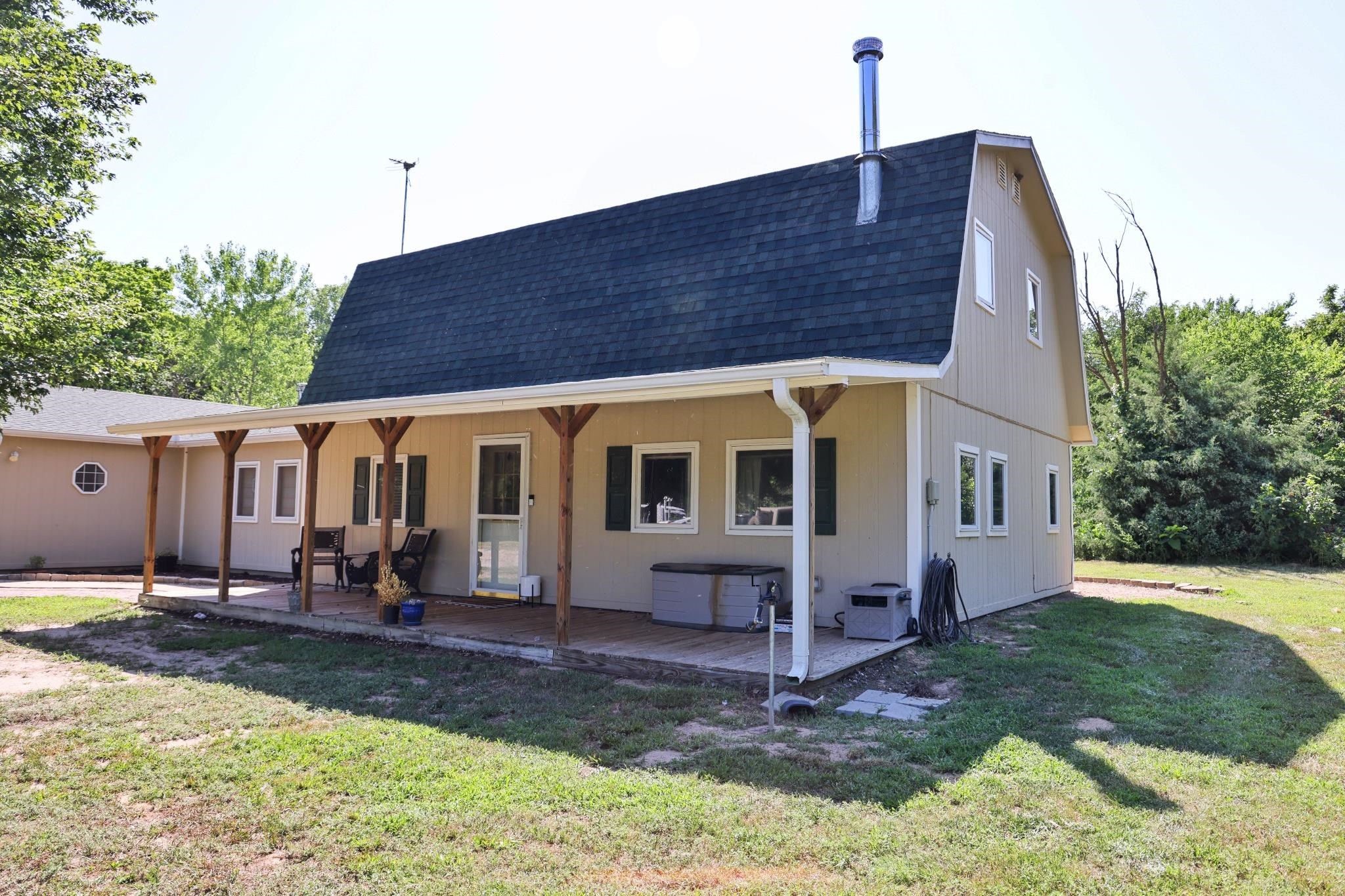2855 Avenue W, Inman, KS 67546