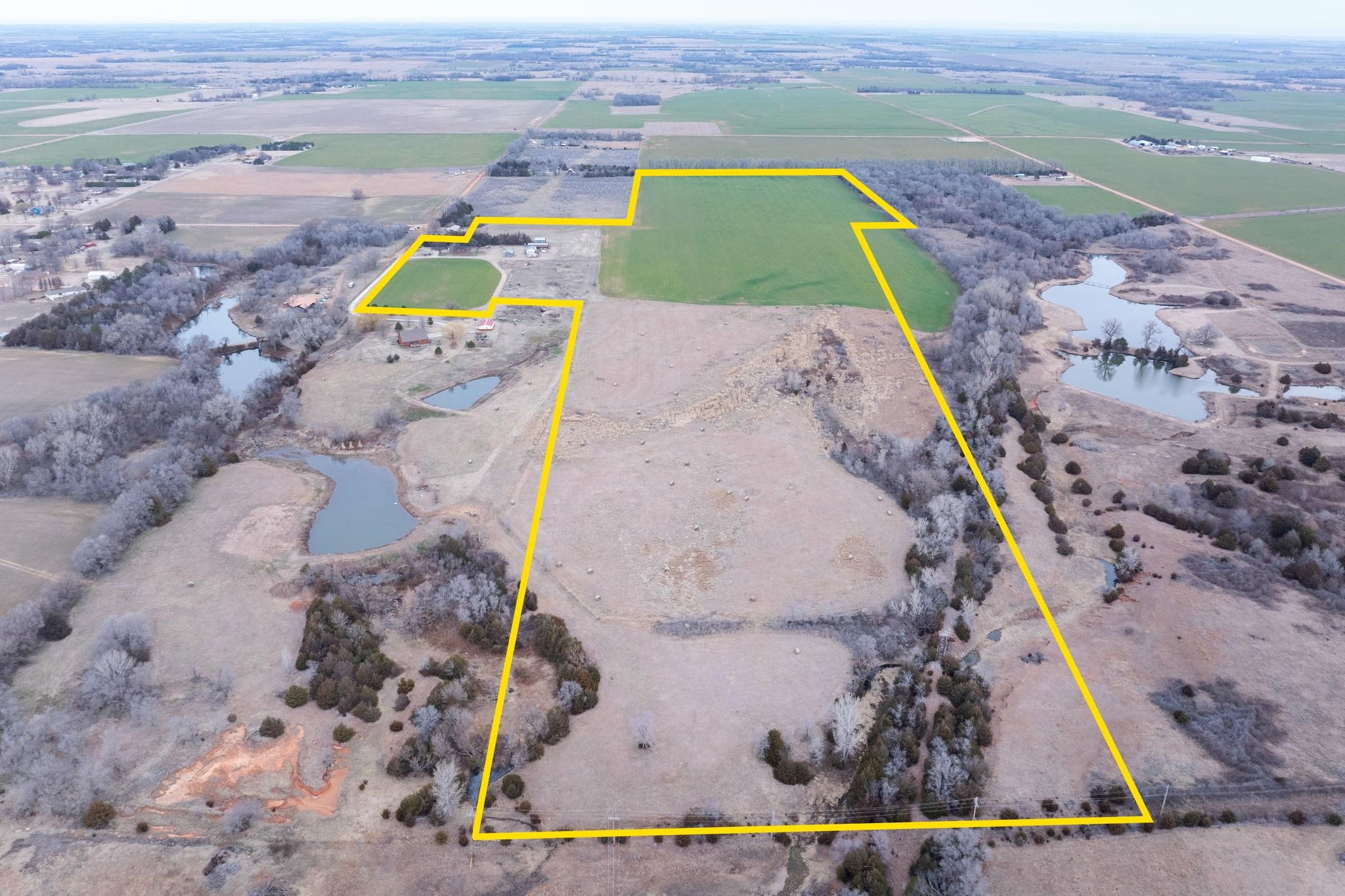 2204 N Chariton St, Kingman, KS 67068