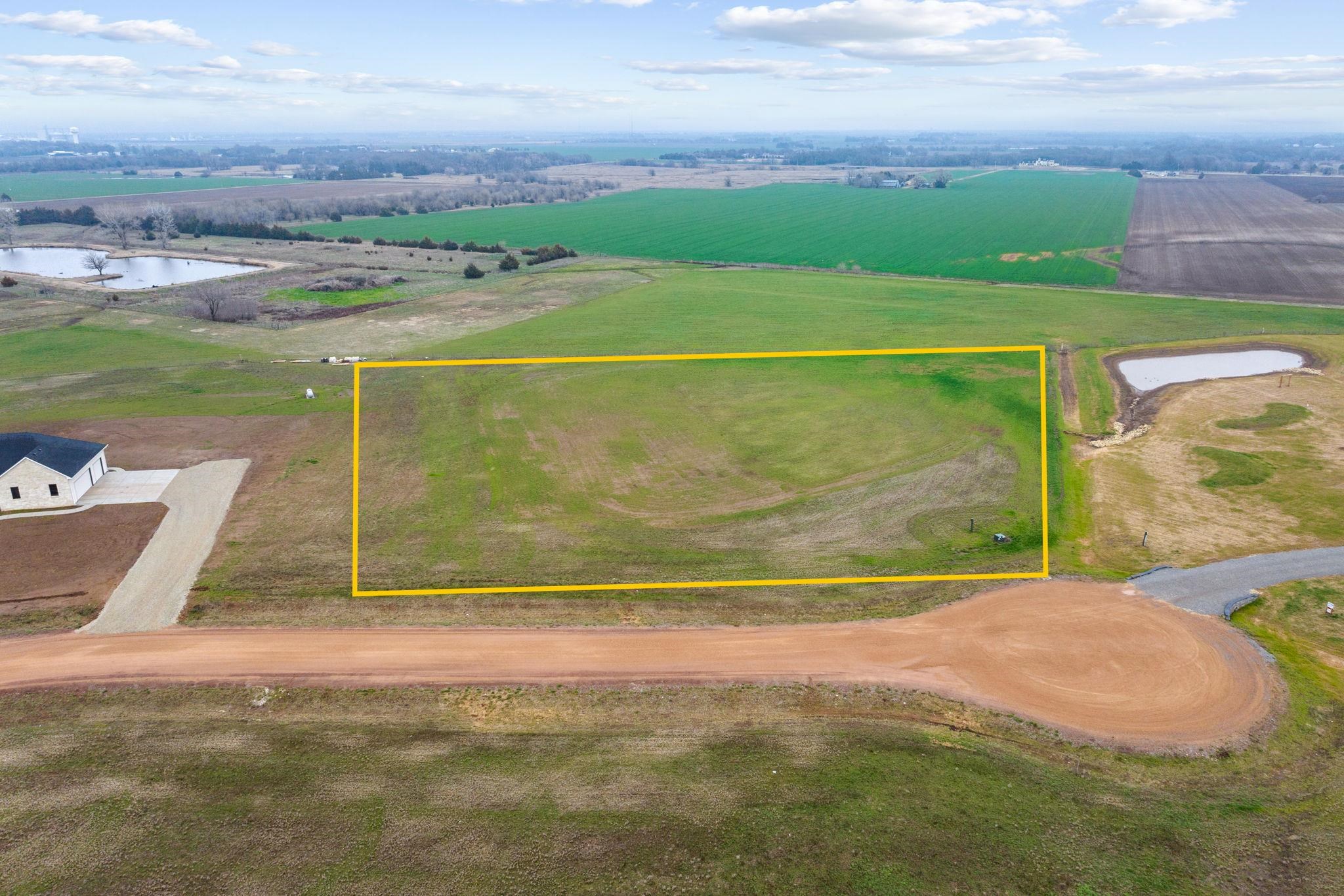 17770 W 41st St N, Colwich, KS 67030