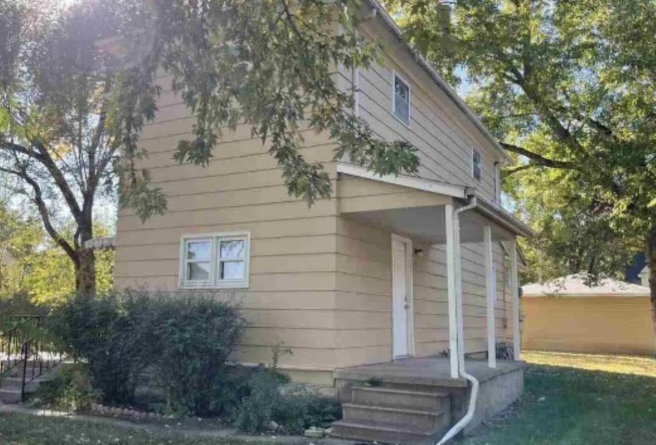 1104 N Adams St, Junction City, KS 66441