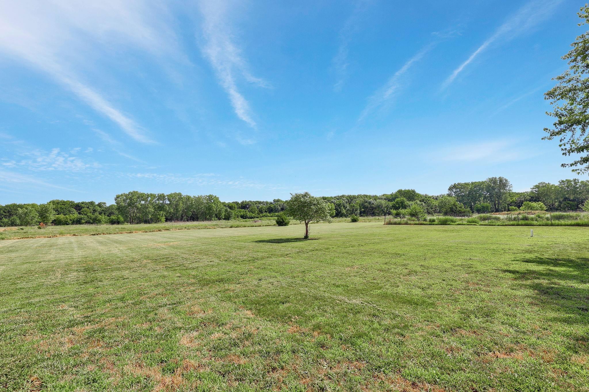 9960 S Ridge Rd, Clearwater, KS 67026