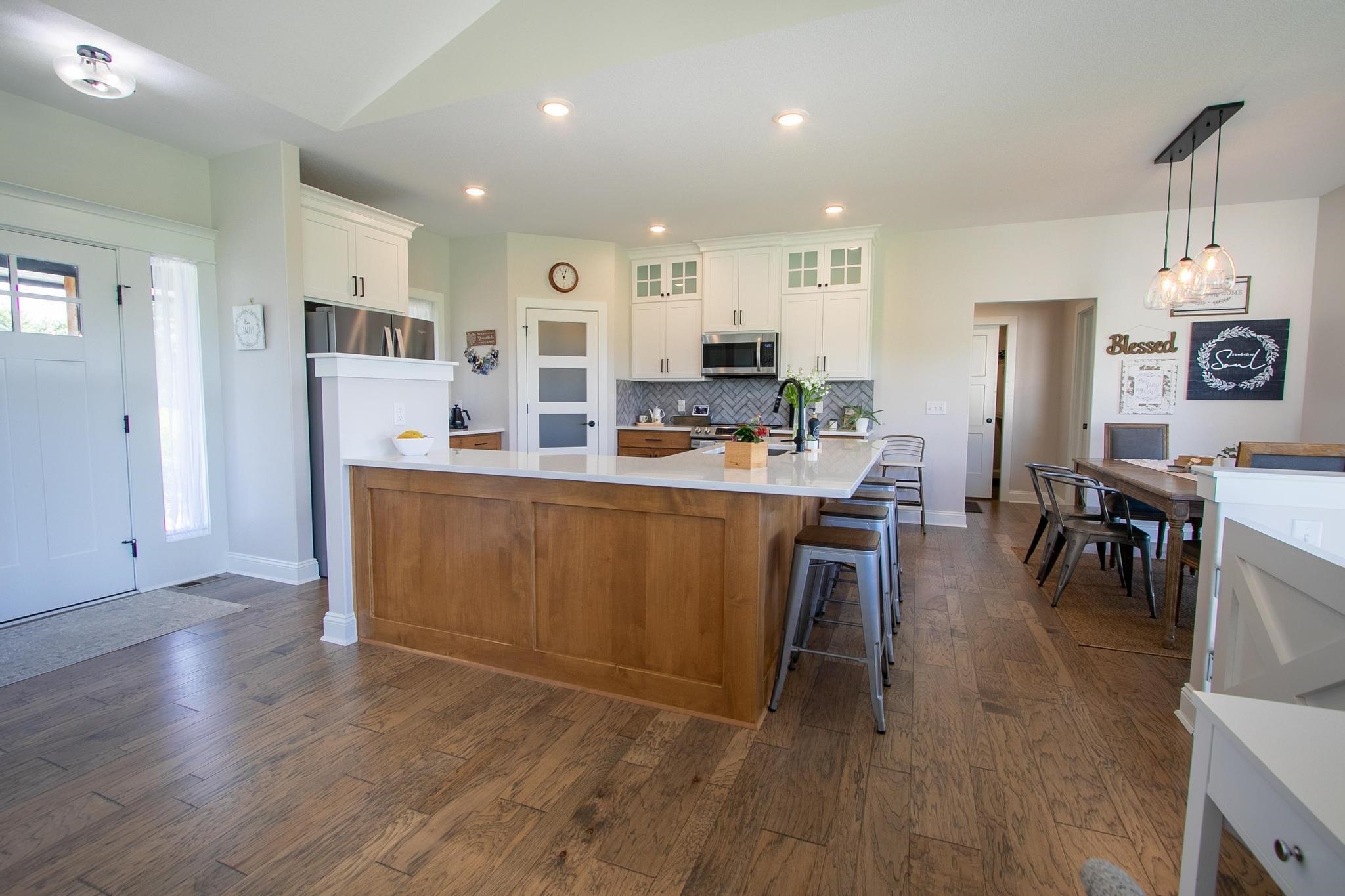 503 E Central St, Whitewater, KS 67154