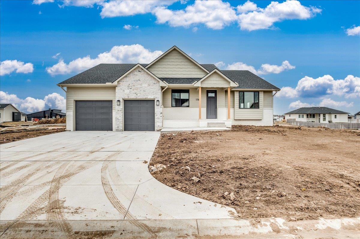 178 S Wellcrest Ct, Wichita, KS 67052