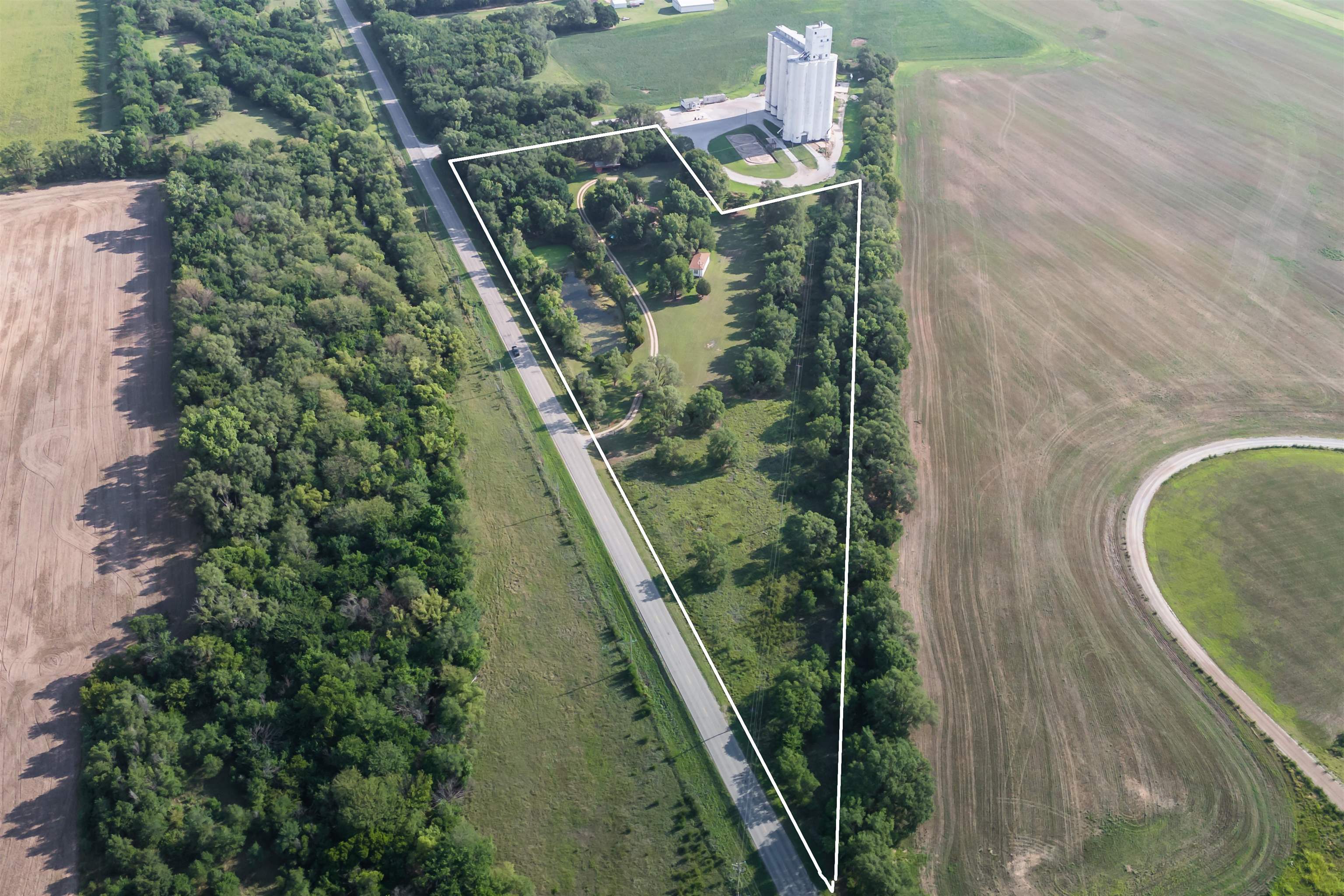 134 N Argonia Rd, Argonia, KS 67004
