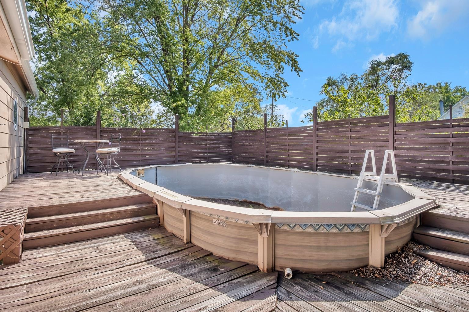 225 S Locust St, Whitewater, KS 67154