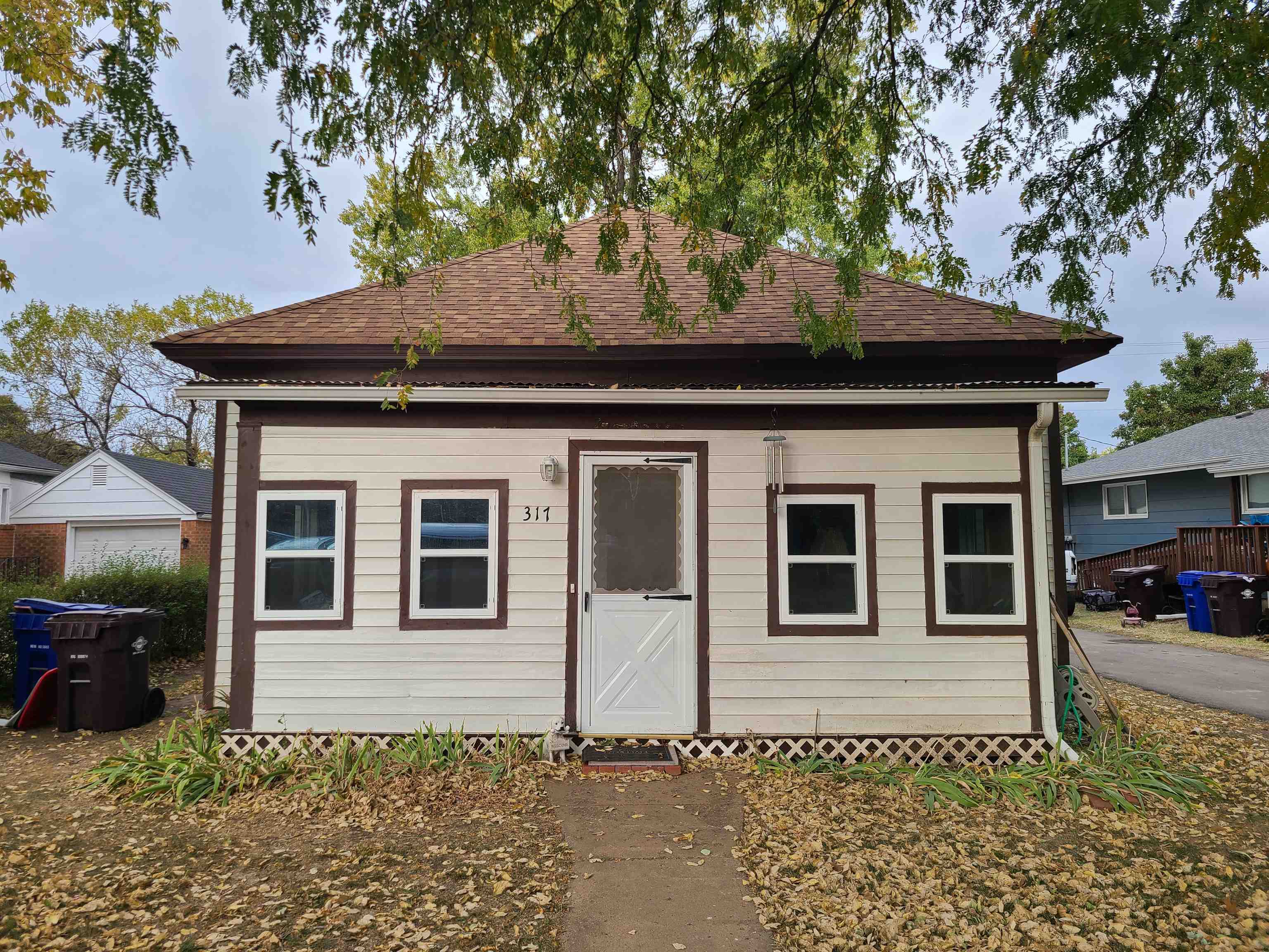 317 N Swedonia St, Marquette, KS 67464