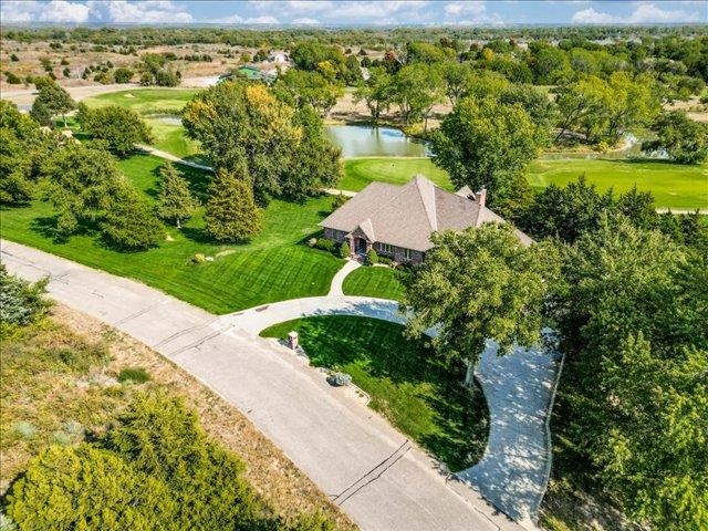 10605 W Snokomo Rd, Hutchinson, KS 67502