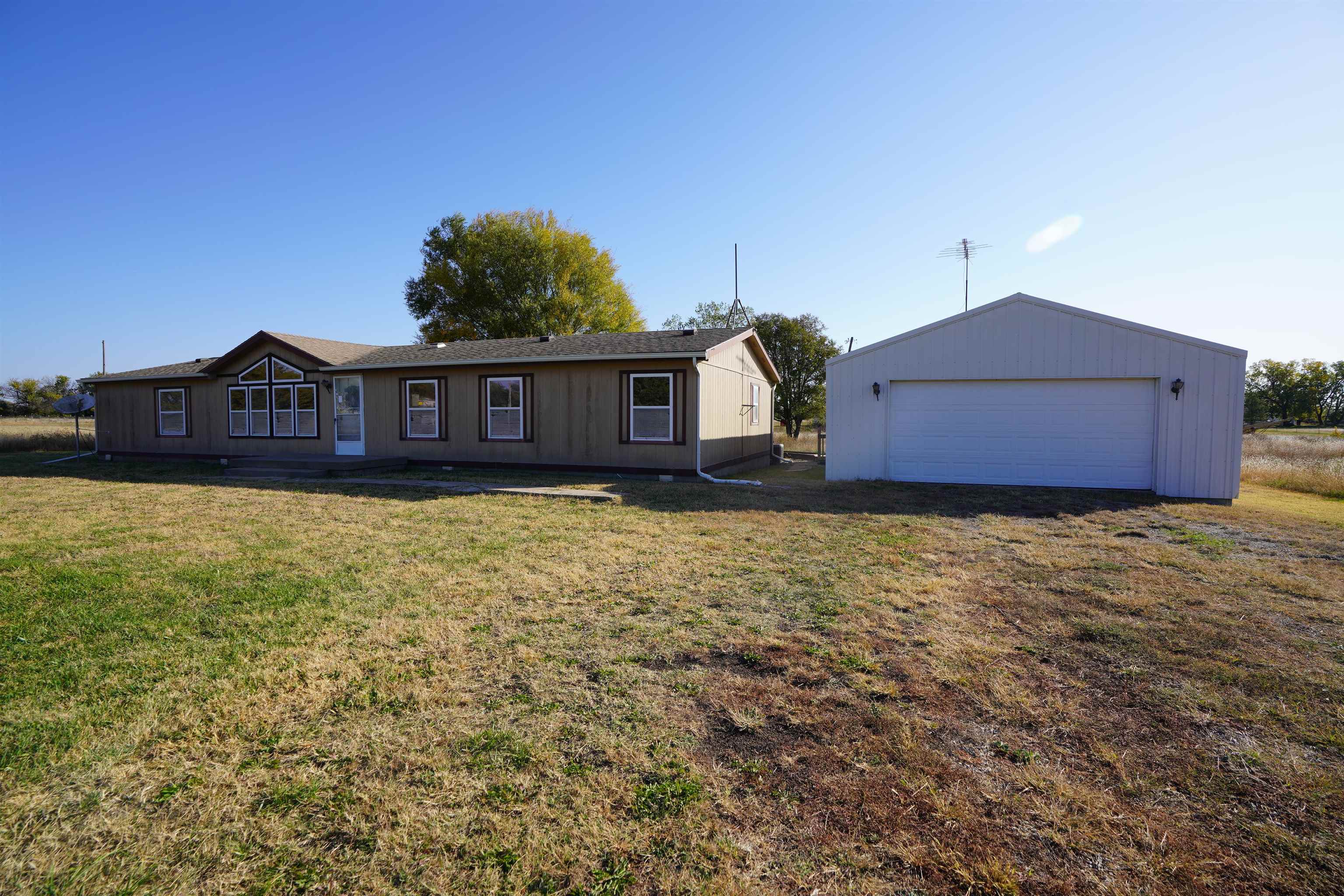 9610 SE Kay Dr, Leon, KS 67074