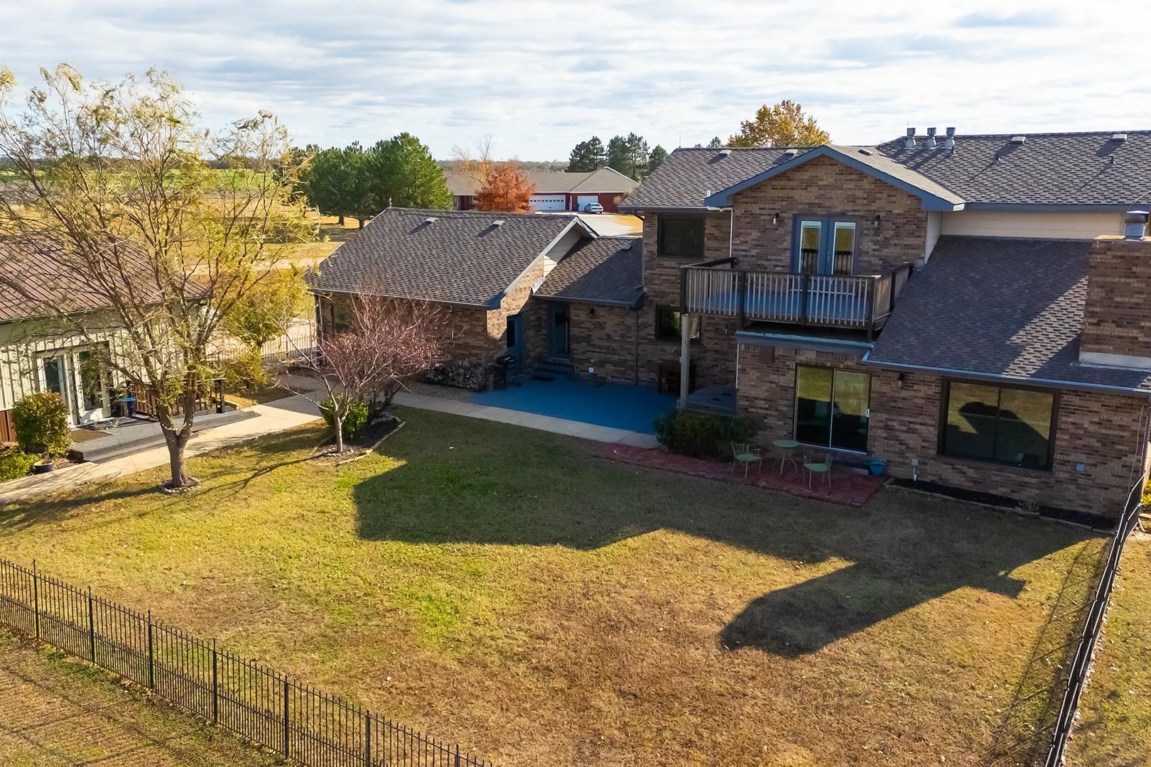 1159 Donald Ln, Conway Springs, KS 67031