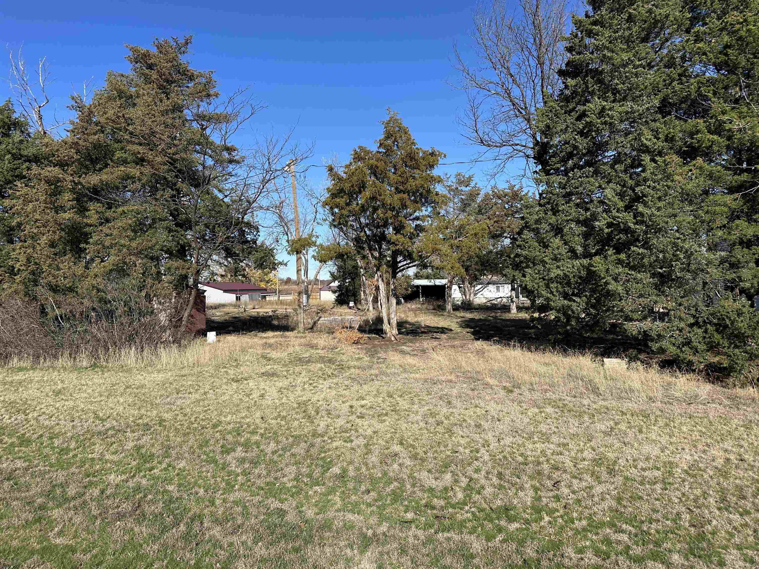 26-27 Sunflower Ln, Marquette, KS 67464