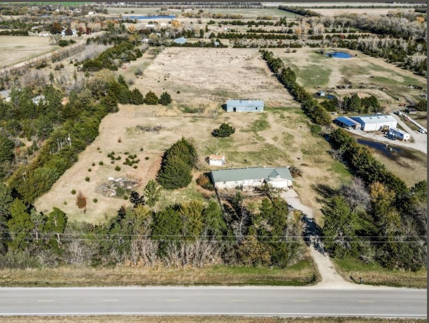 17818 W 55th, Viola, KS 67149