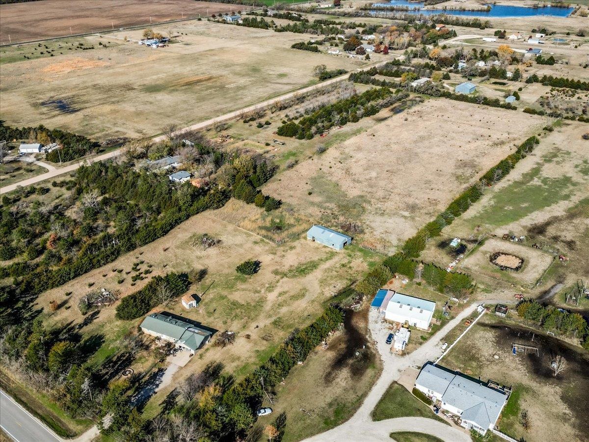 17818 W 55th, Viola, KS 67149