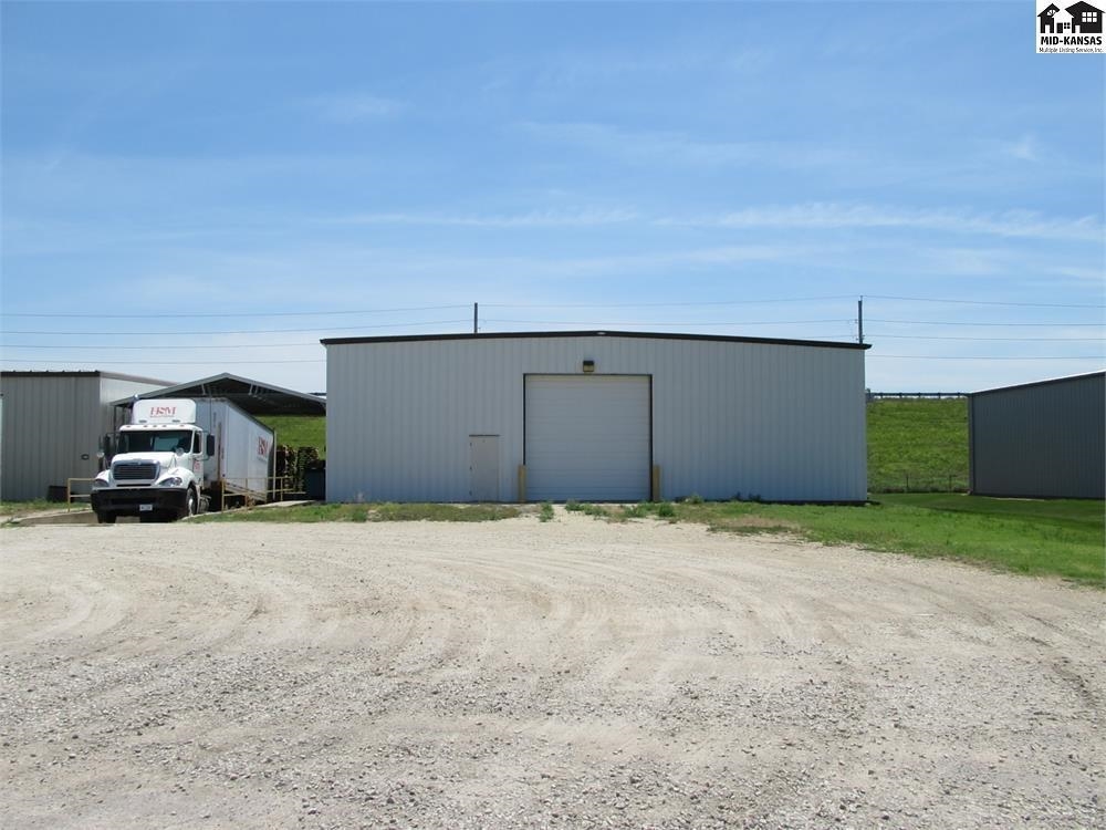 505 Wilbeck, South Hutchinson, KS 67505