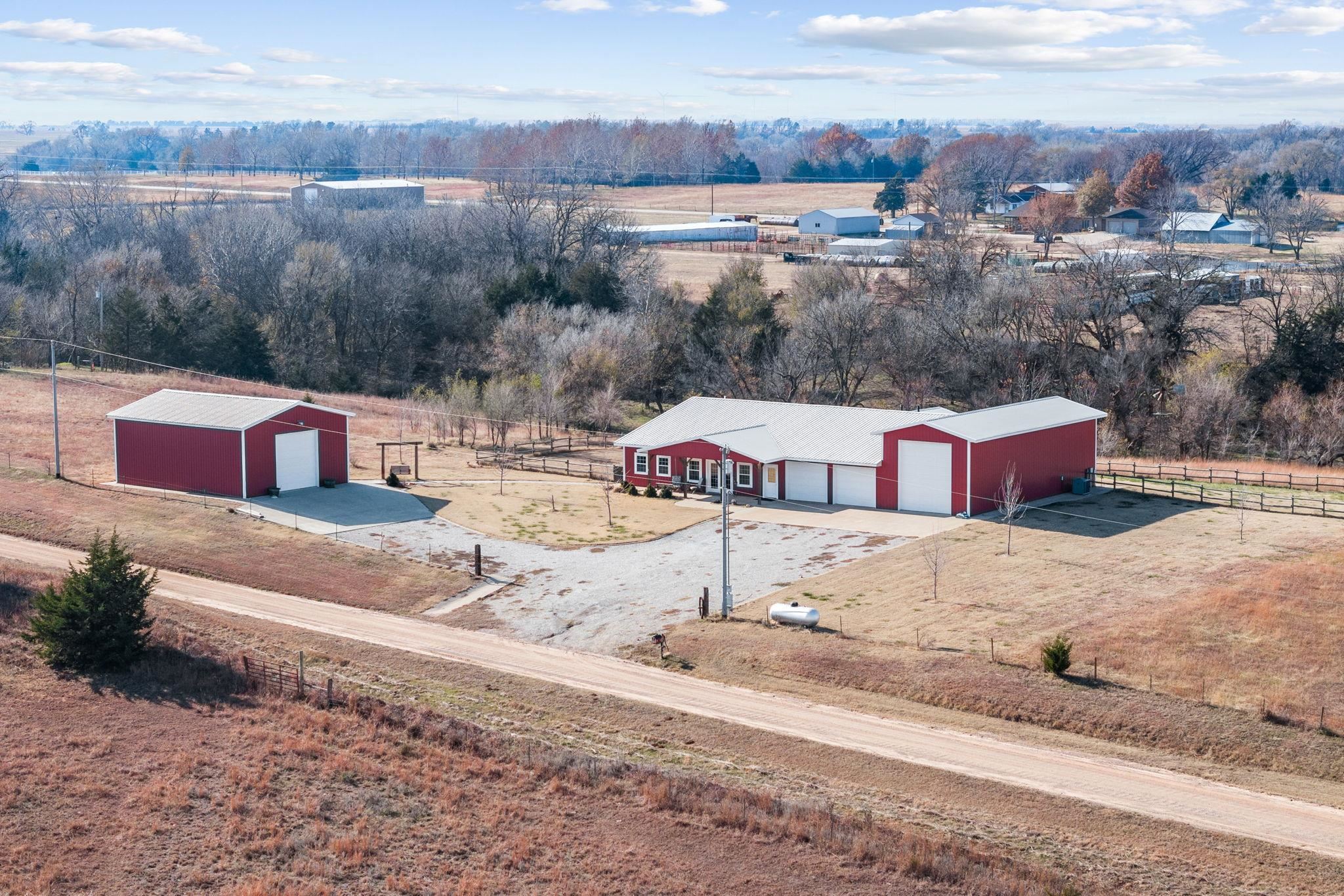1117 S High St, Kingman, KS 67068