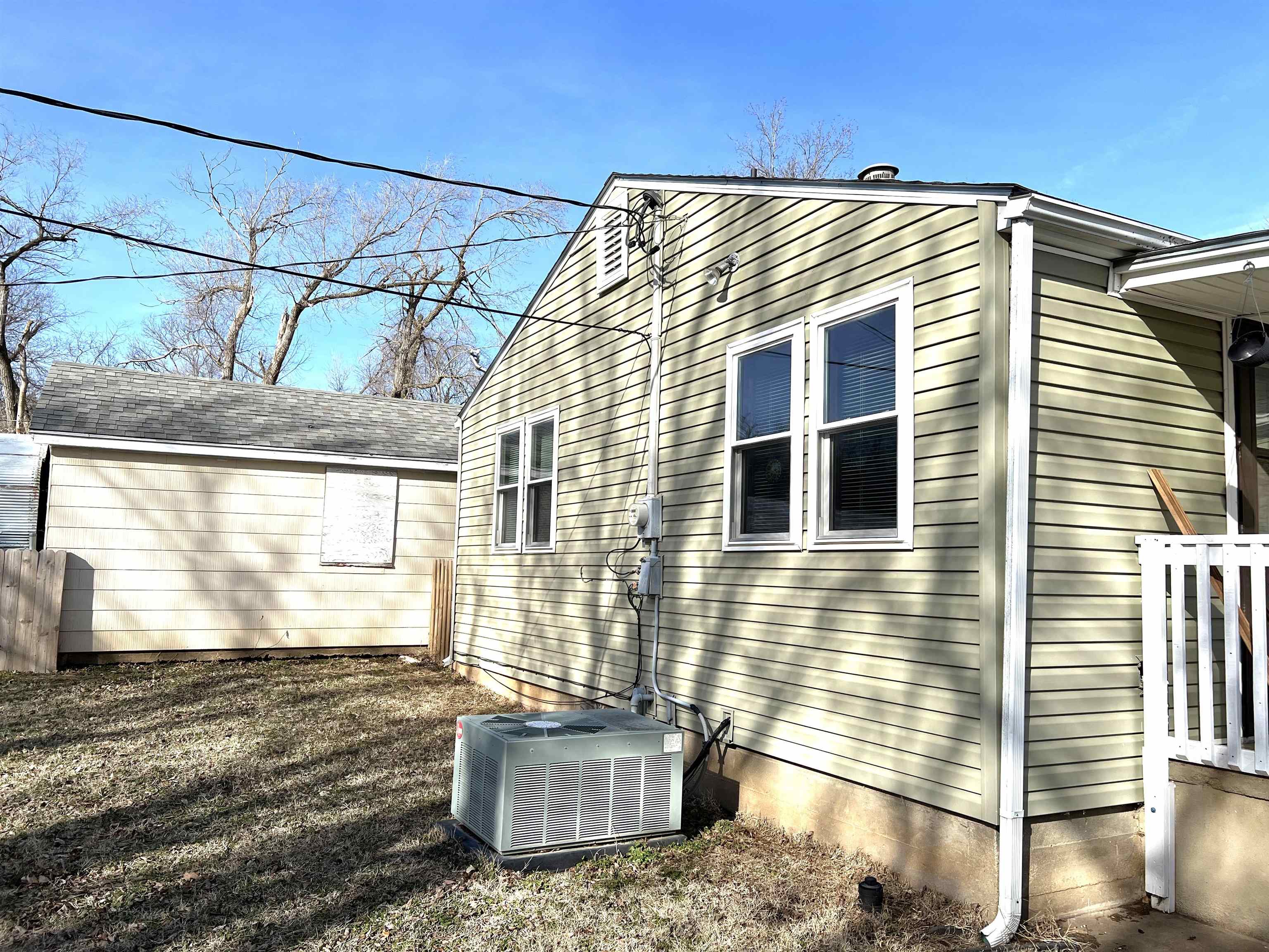 238 W 11th St, Florence, KS 66851