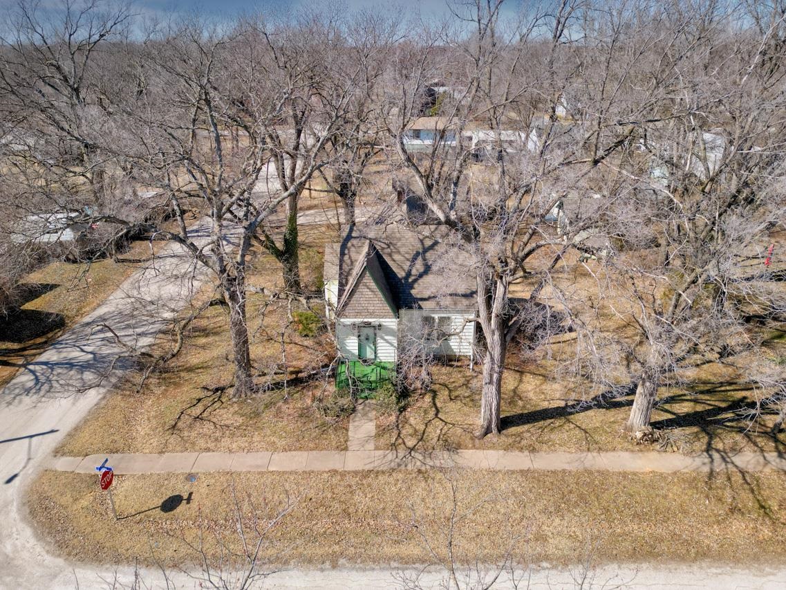 503 N Olive St, Leon, KS 67074