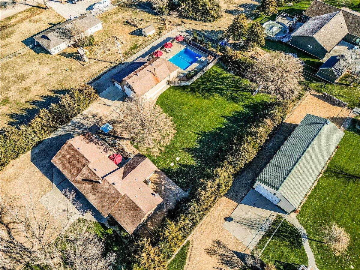 1440 N Estate Rd, Peck, KS 67120