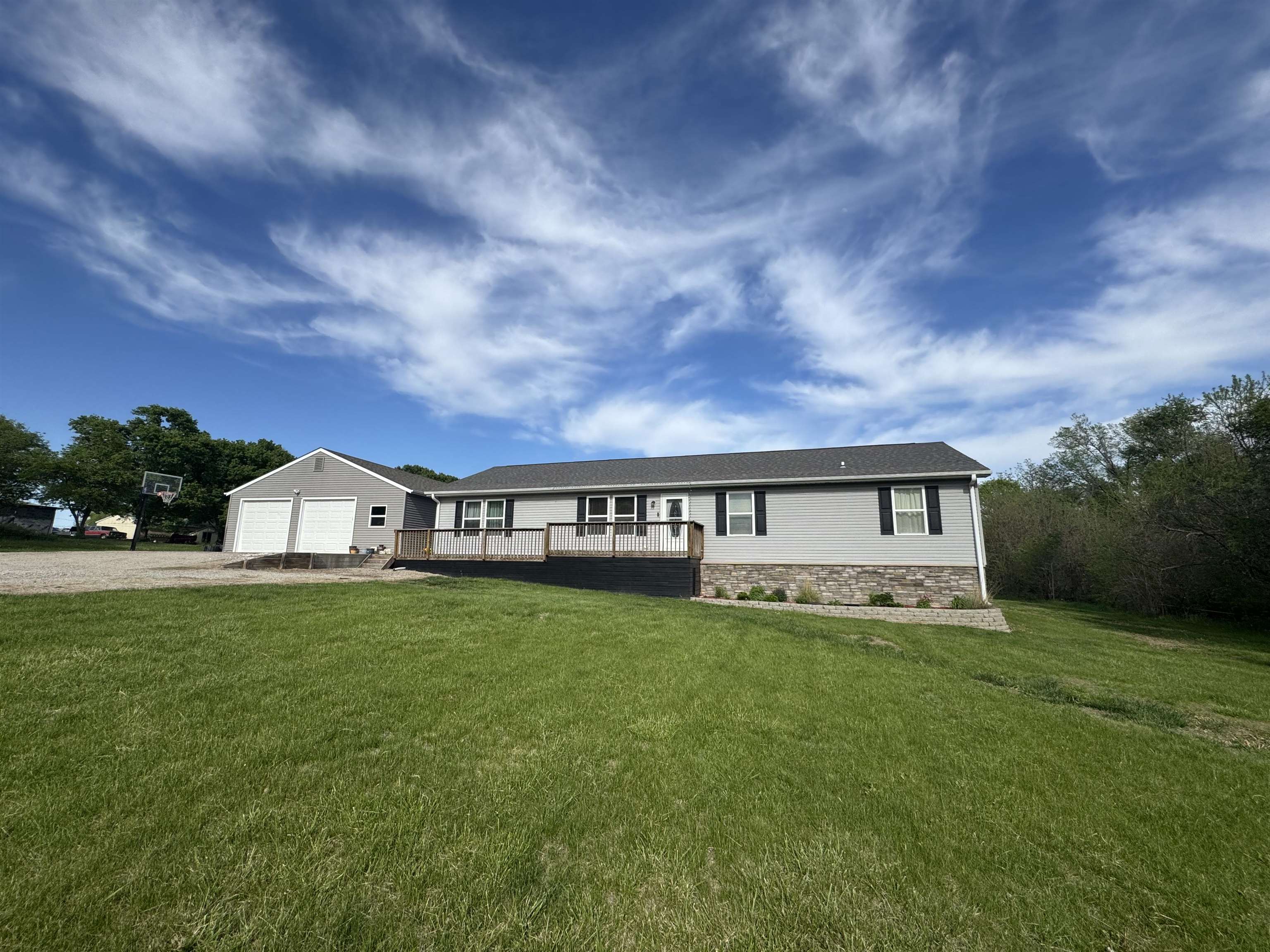 1611 T St, Belleville, KS 66935