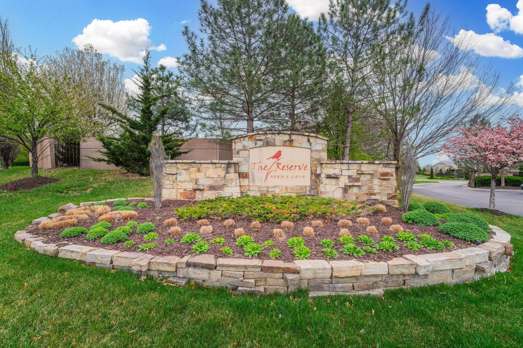 2122 N Clear Creek St, Wichita, KS 67230