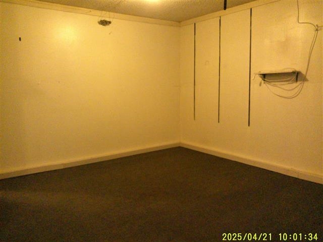 135 W Grove St, Canton, KS 67428