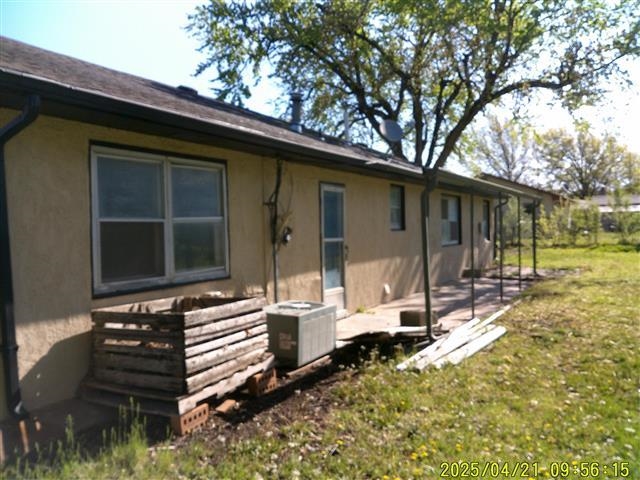 135 W Grove St, Canton, KS 67428