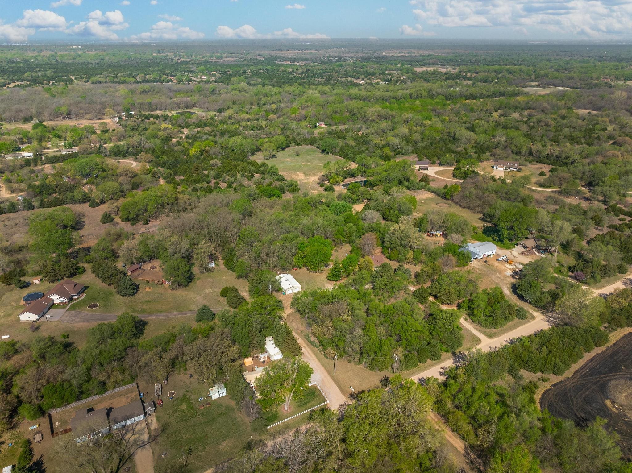 3319 N Kent Rd, Buhler, KS 67522